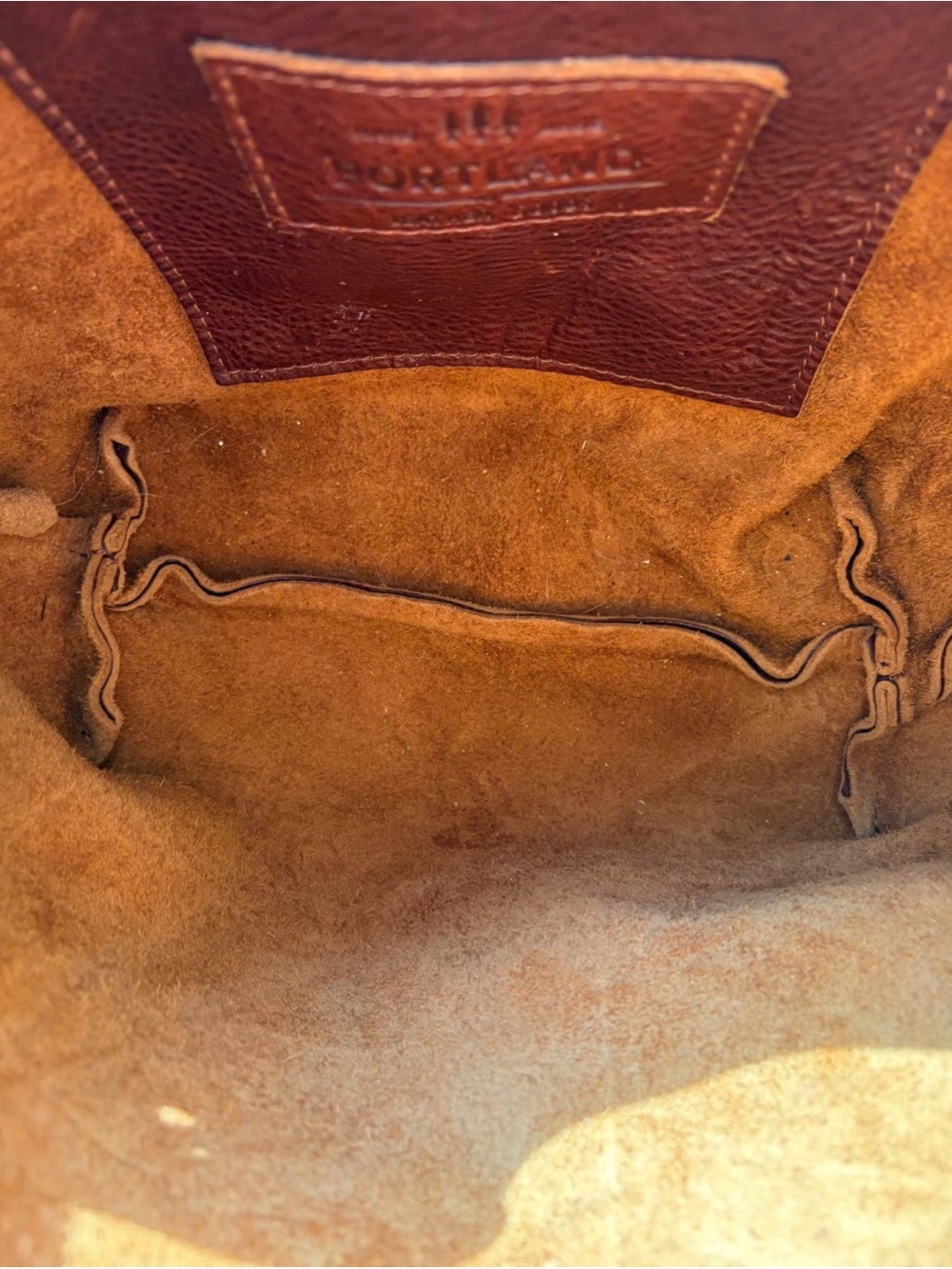 Portland Leather Bucket Bag in a Rich Chestnut - Picture 6 of 7